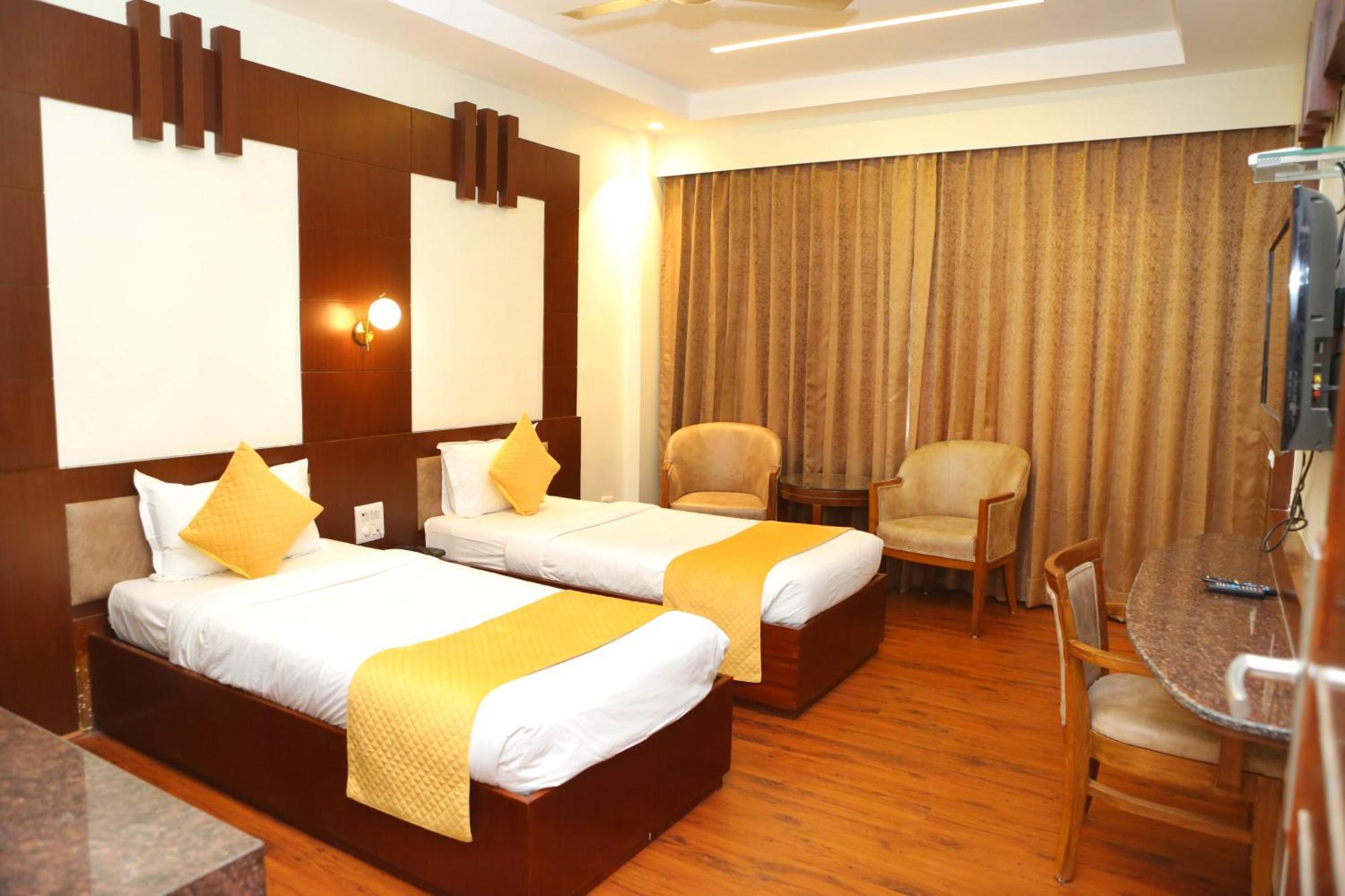 Karon Hotels - Lajpat Nagar Neu-Delhi Exterior foto